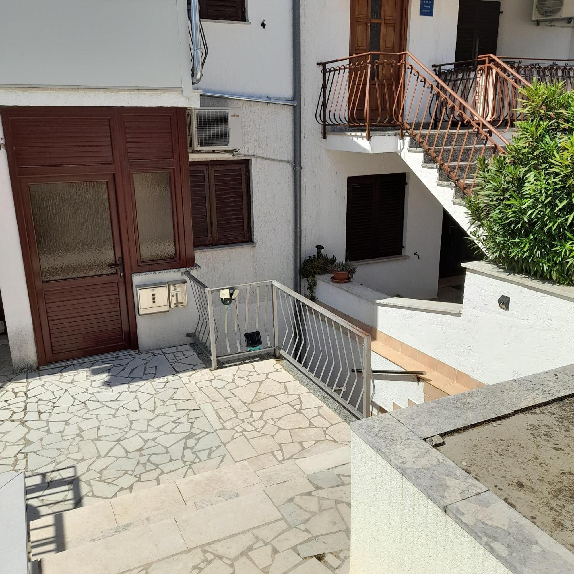 Family Apartment Romina Vrsar Exteriér fotografie